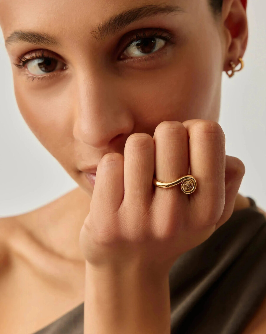 spiral stacking ring - gold